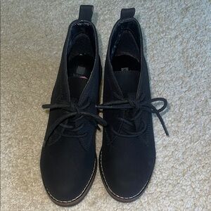 White Mountain Black Lace Up Boots